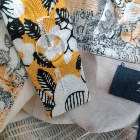 Modcloth Boho on the Range Smocked Maxi Dress Faces Print Medium NWT Rar… - Picture 13 of 16